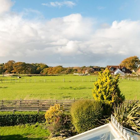 Danehurst Cottage Sway Exterior foto