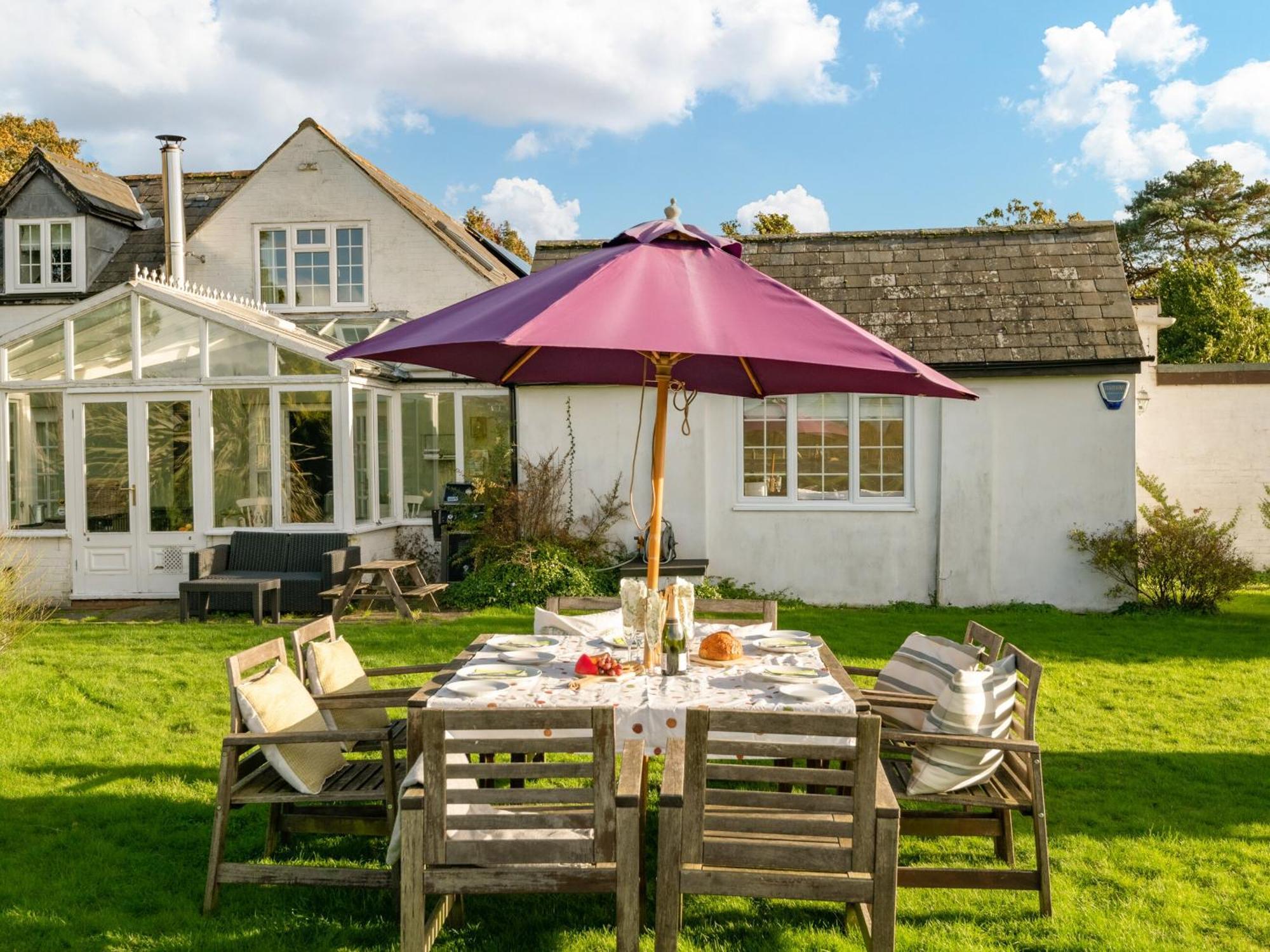 Danehurst Cottage Sway Exterior foto