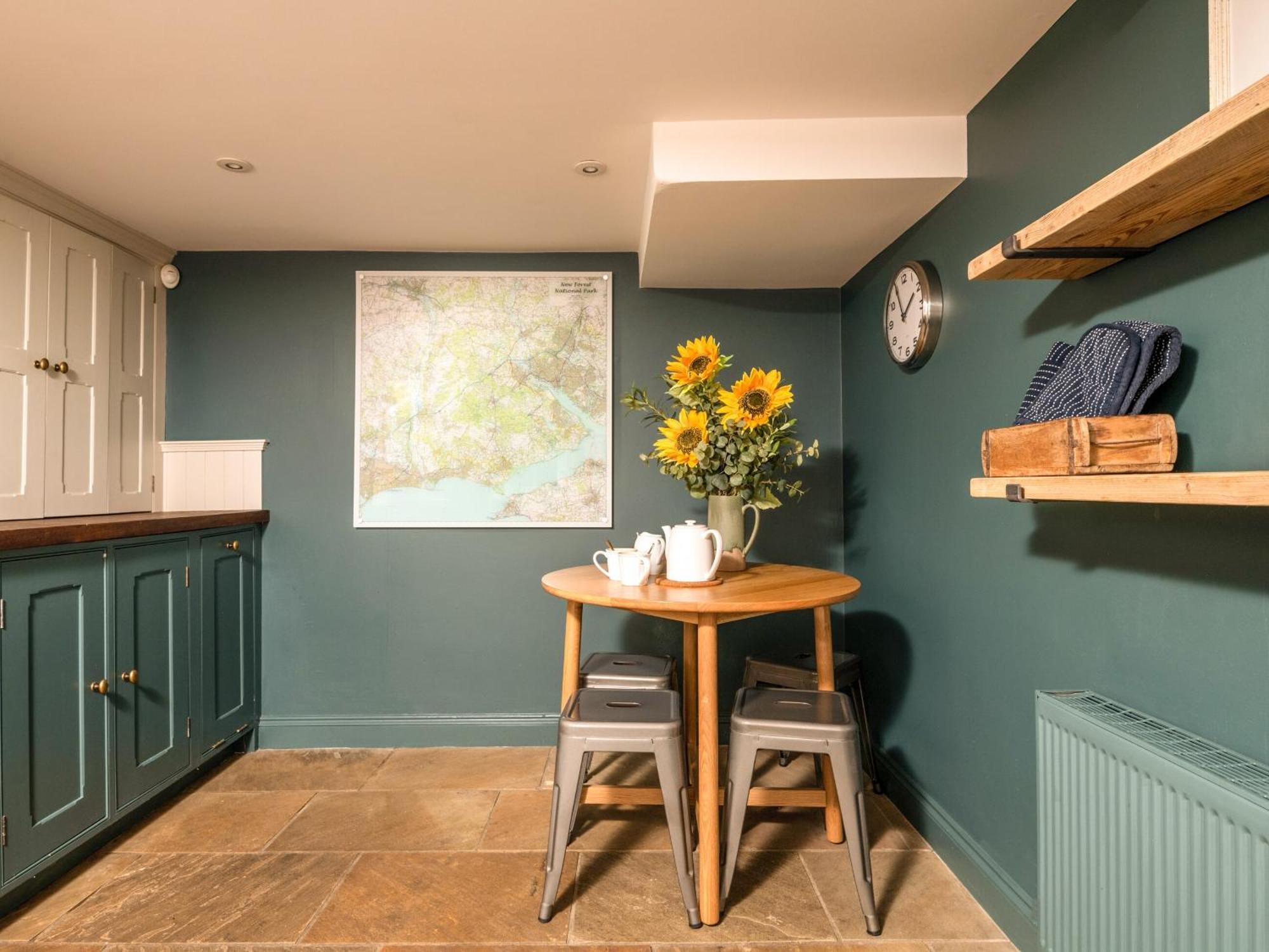 Danehurst Cottage Sway Exterior foto